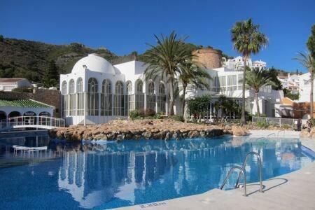 Bonito Apartamento Con Preciosas Vistas Y Piscina Nerja Extérieur photo